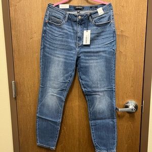 Judy Blue Highwaist slim fit jeans